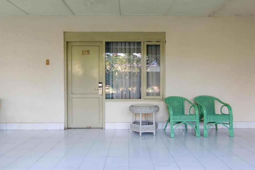 Hotel Grand Rosela Yogyakarta Exterior foto