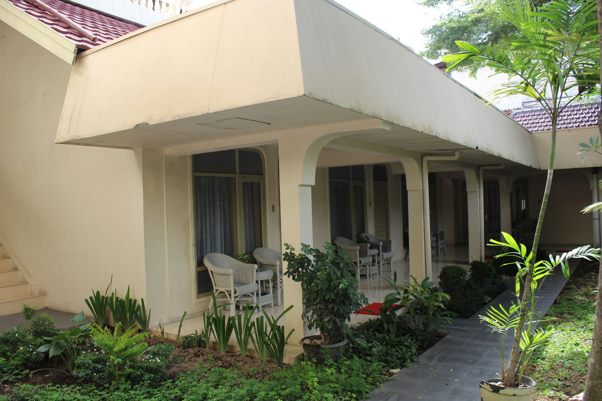 Hotel Grand Rosela Yogyakarta Exterior foto