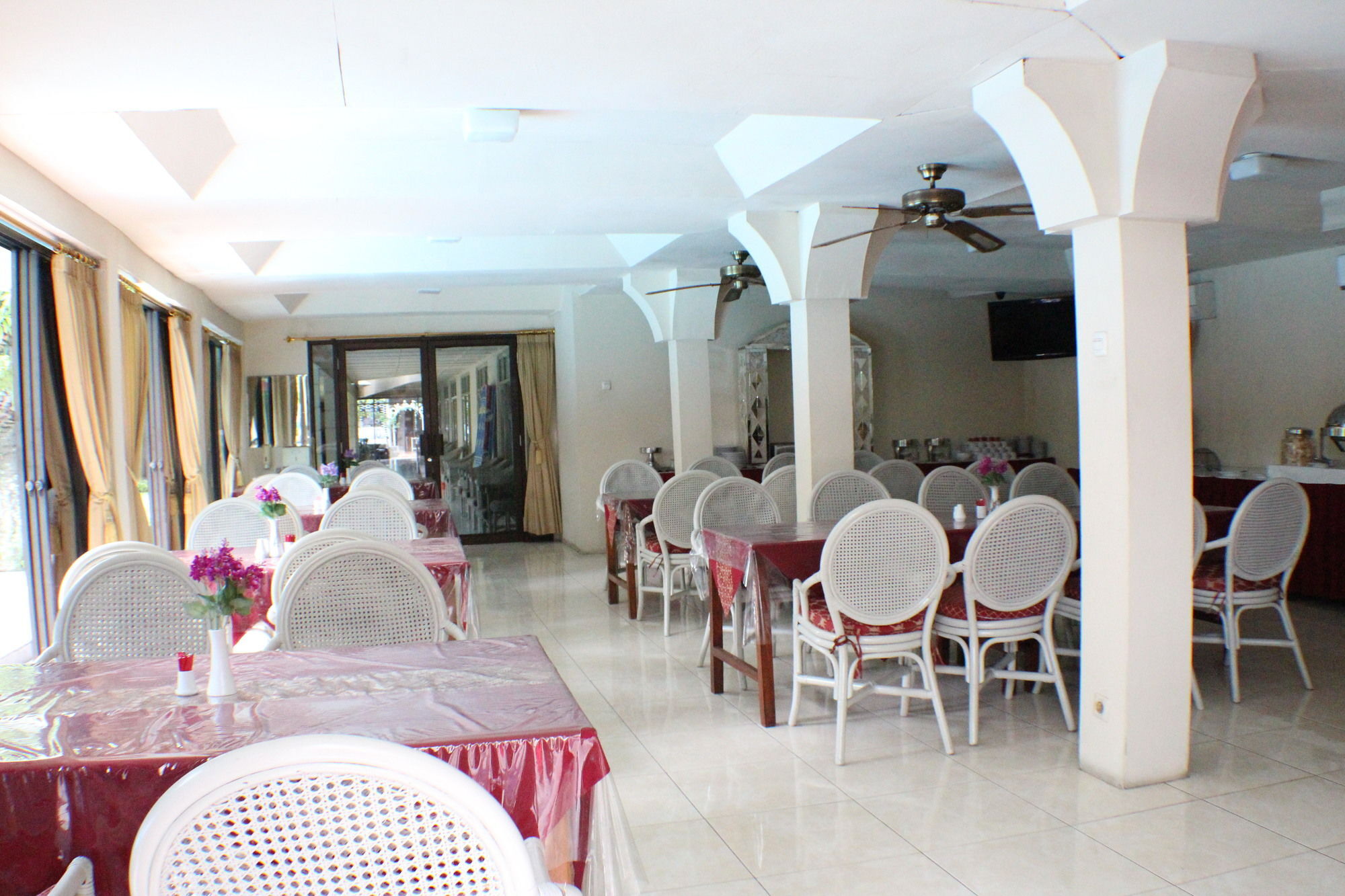 Hotel Grand Rosela Yogyakarta Exterior foto